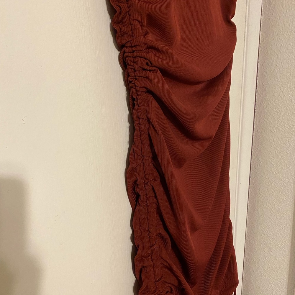 Very cute dress, never worn, brand new with tag - Picture 2 of 7
